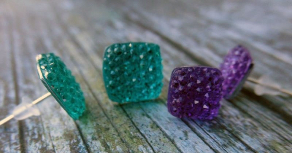 Quadrat Ohrstecker Glitzer blau lila Set